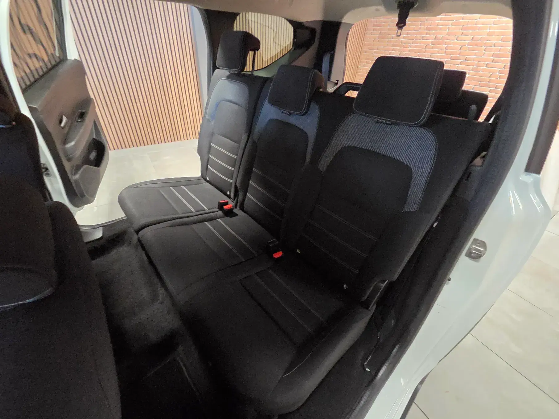 Dacia Jogger 1.0 ECO-G Extreme 7L Bi-Fuel 13