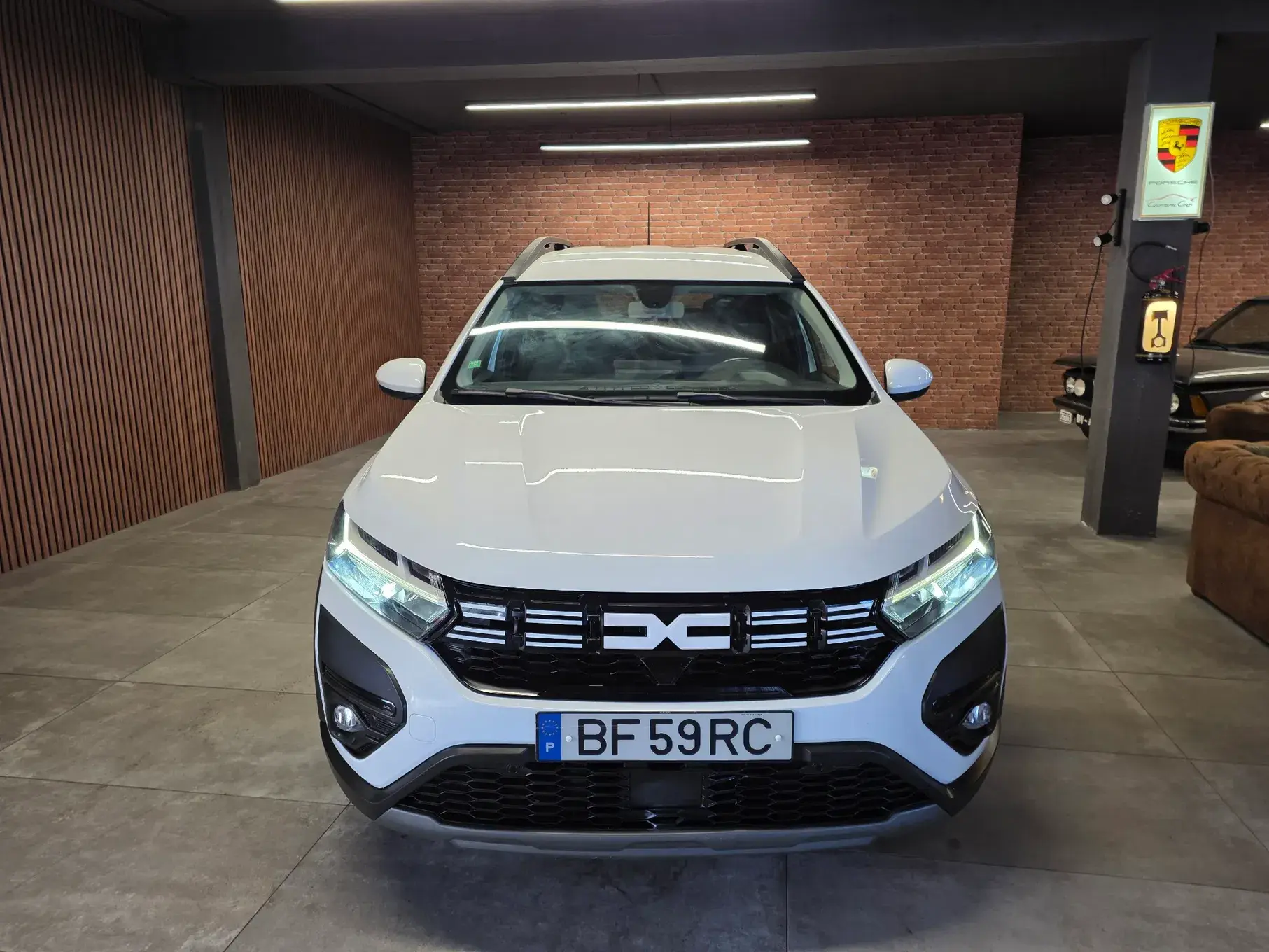 Dacia Jogger 1.0 ECO-G Extreme 7L Bi-Fuel 21