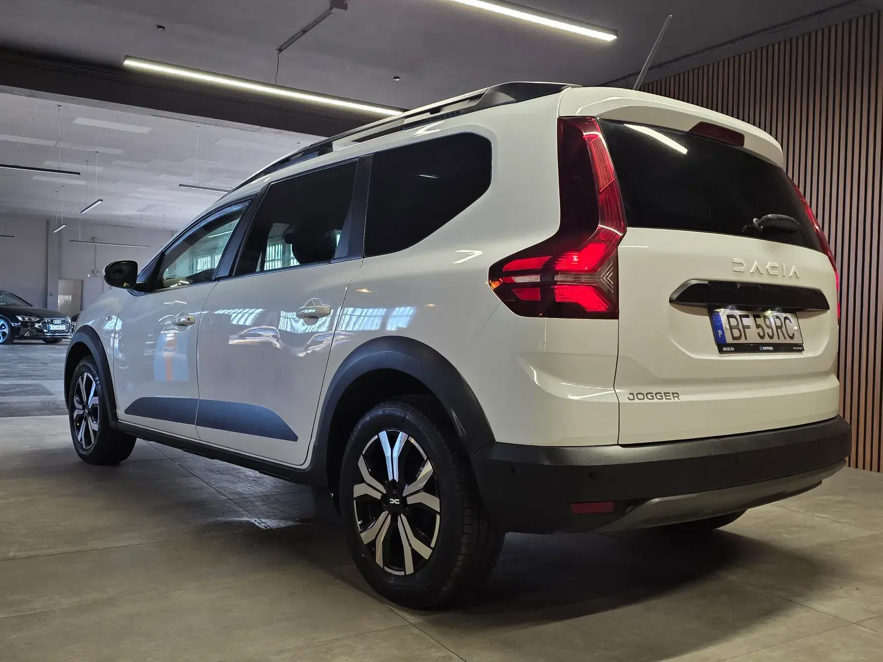 Dacia Jogger 1.0 ECO-G Extreme 7L Bi-Fuel 28