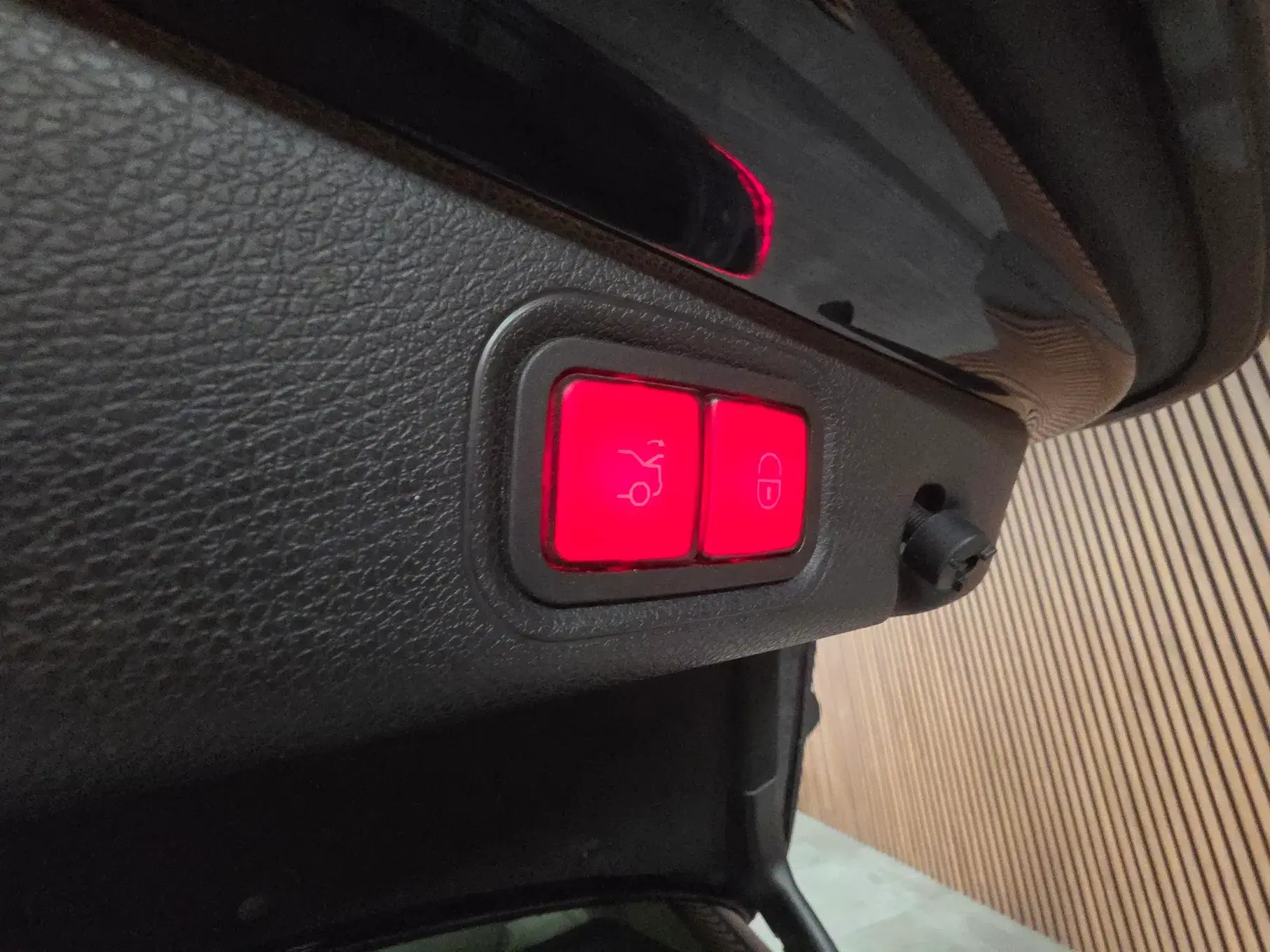 Mercedes-Benz E 220 d Exclusive Line 18