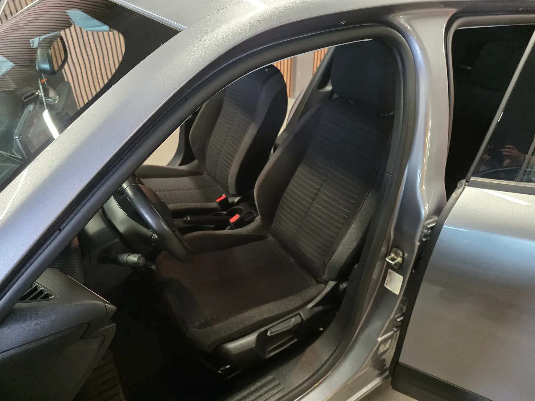 Peugeot 2008 1.5 BlueHDi Active Pack 13