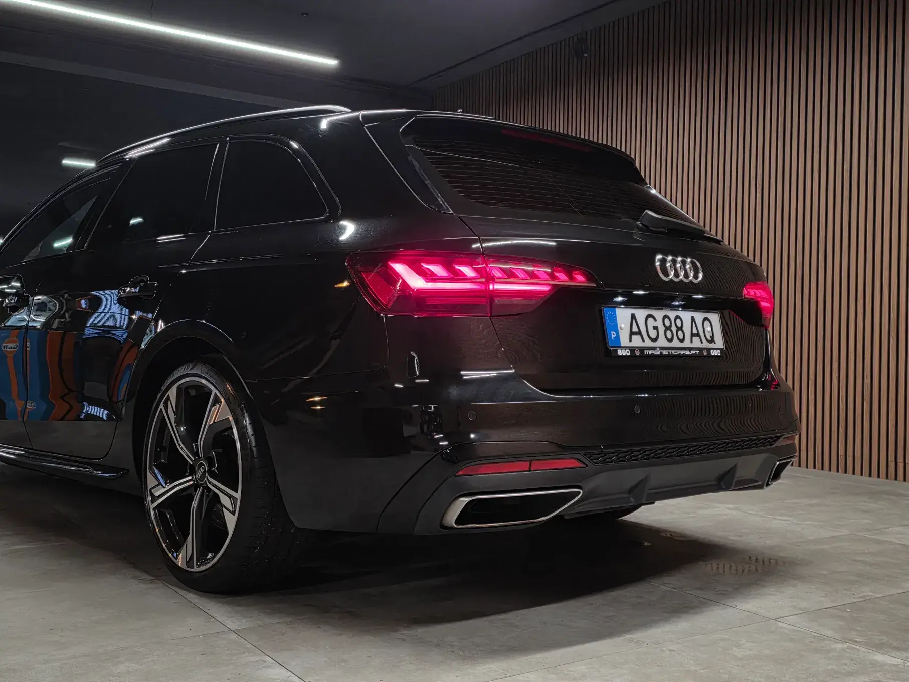 Audi A4 Avant 35 TDI S line S tronic 33