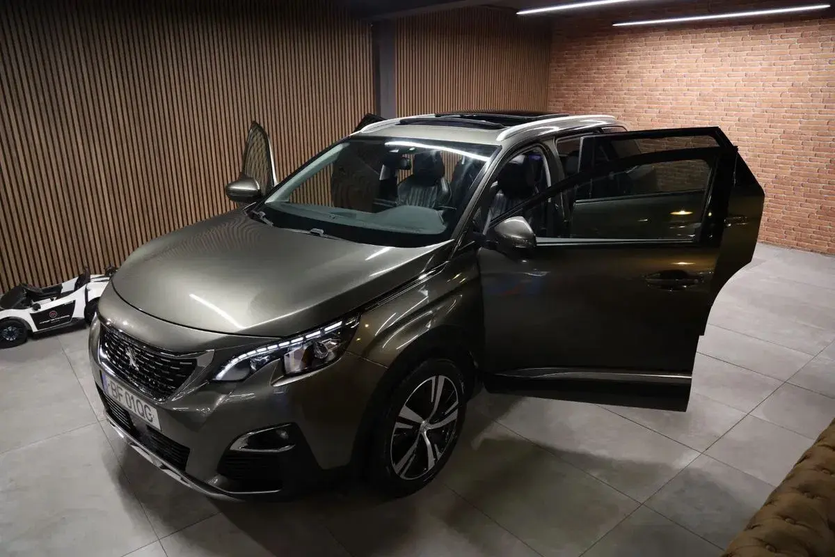 Peugeot 5008 BlueHDI 130 EAT8 Allure Pack 6