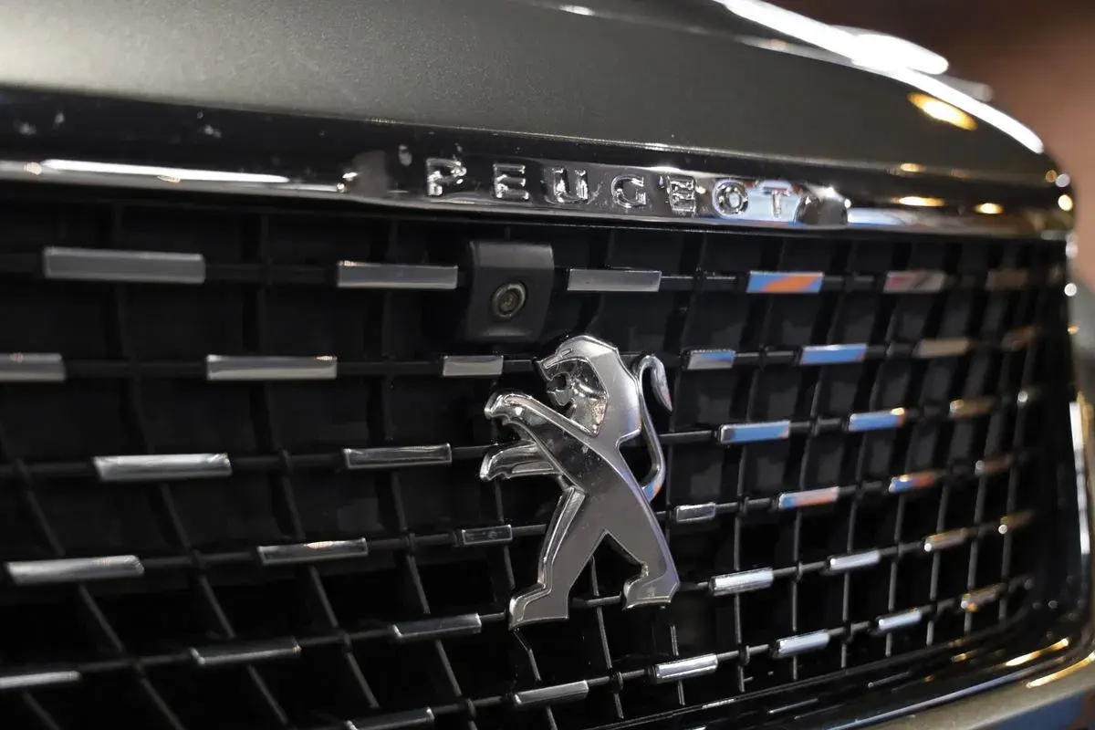 Peugeot 5008 BlueHDI 130 EAT8 Allure Pack 10