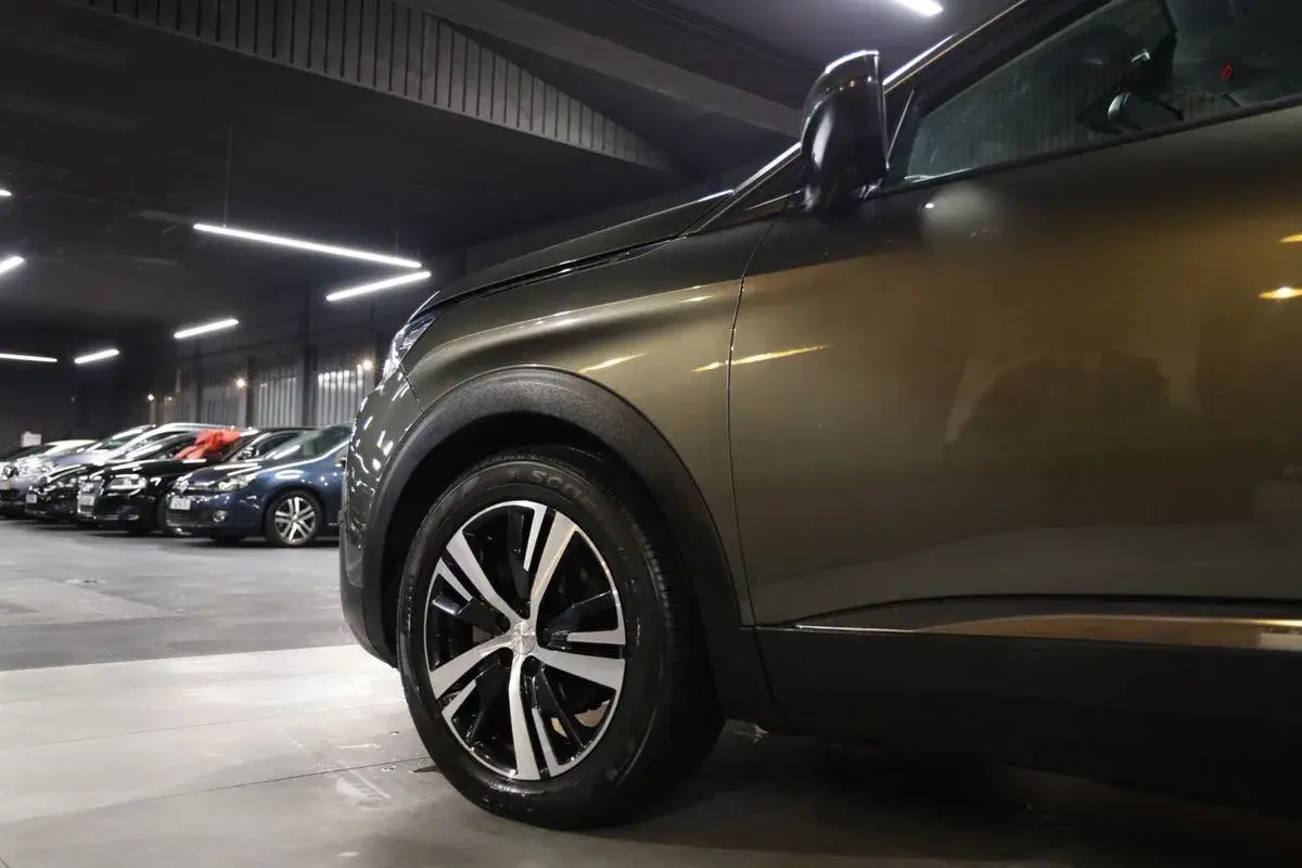 Peugeot 5008 BlueHDI 130 EAT8 Allure Pack 23