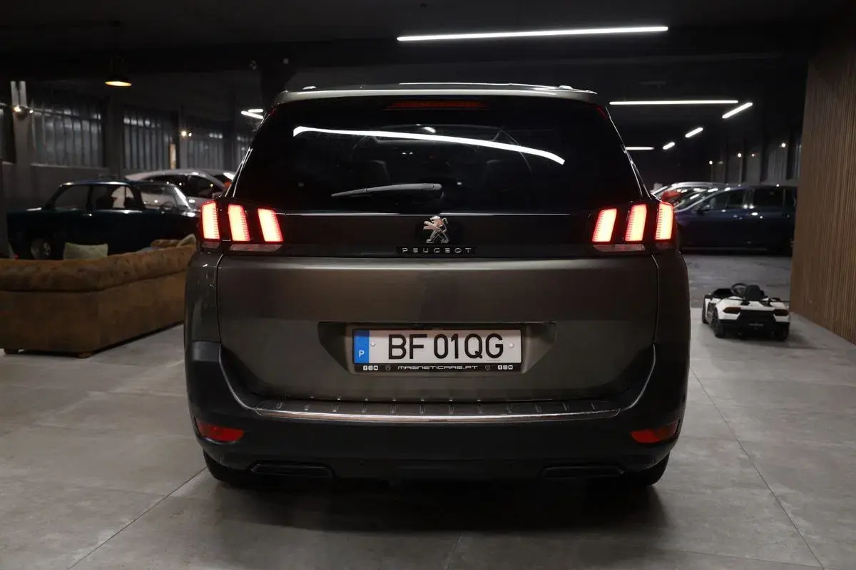Peugeot 5008 BlueHDI 130 EAT8 Allure Pack 38
