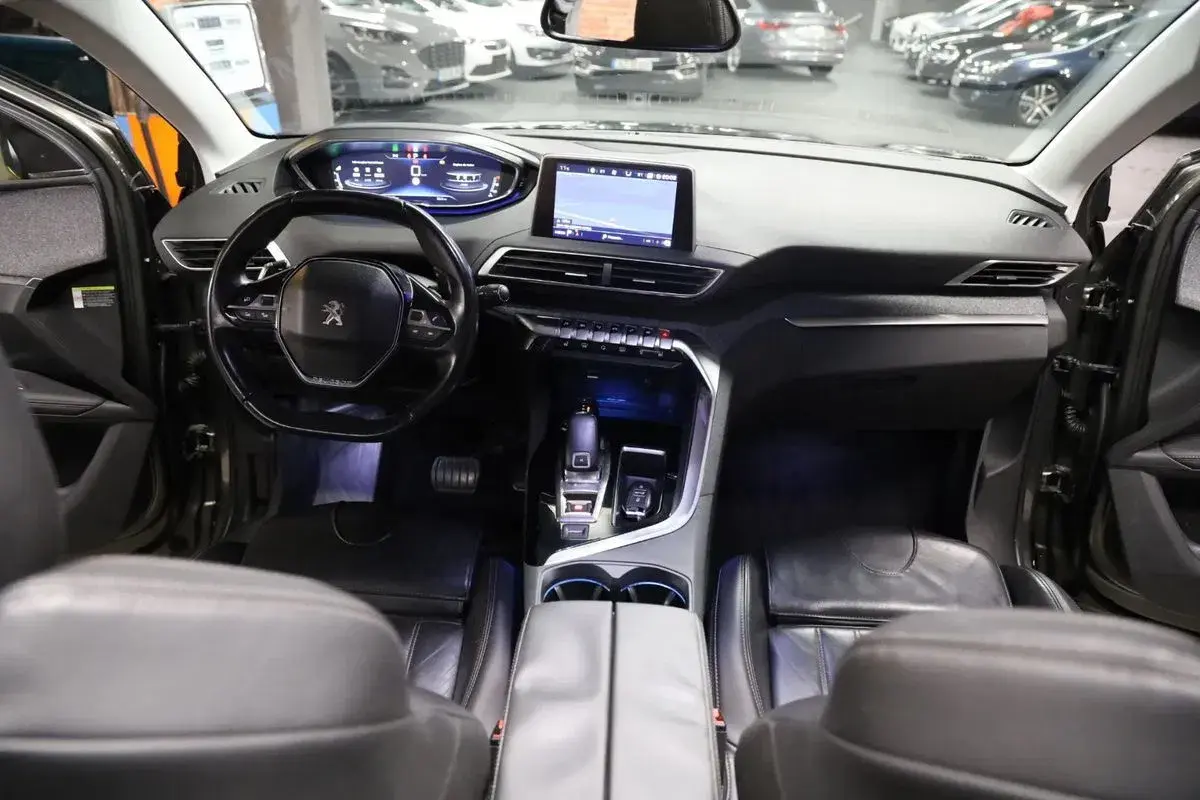 Peugeot 5008 BlueHDI 130 EAT8 Allure Pack 45