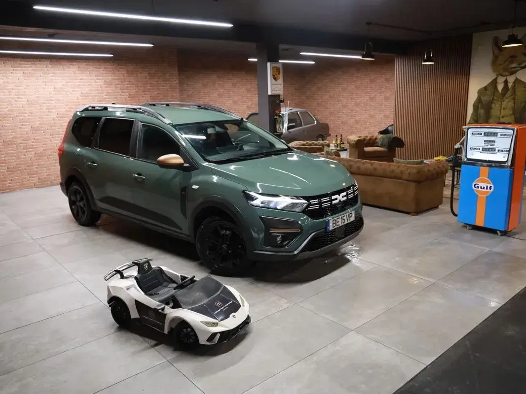 Dacia Jogger 1.0 ECO-G Extreme 7L Bi-Fuel 1
