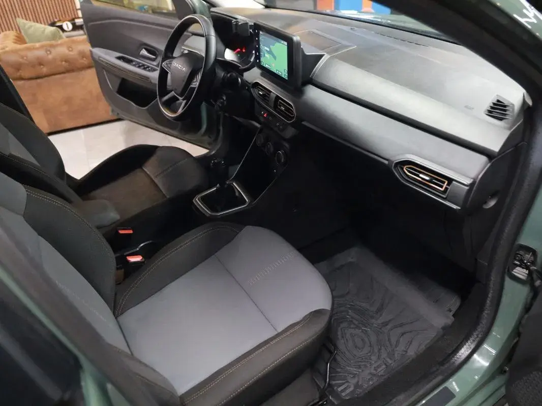 Dacia Jogger 1.0 ECO-G Extreme 7L Bi-Fuel 2