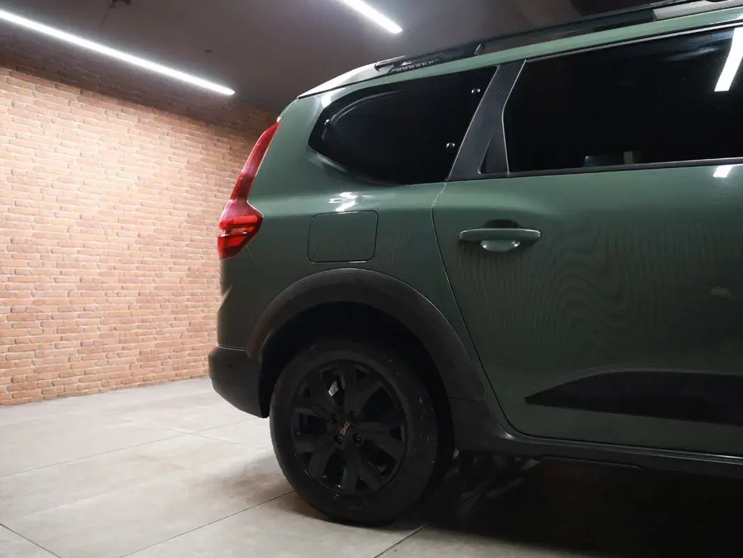 Dacia Jogger 1.0 ECO-G Extreme 7L Bi-Fuel 32