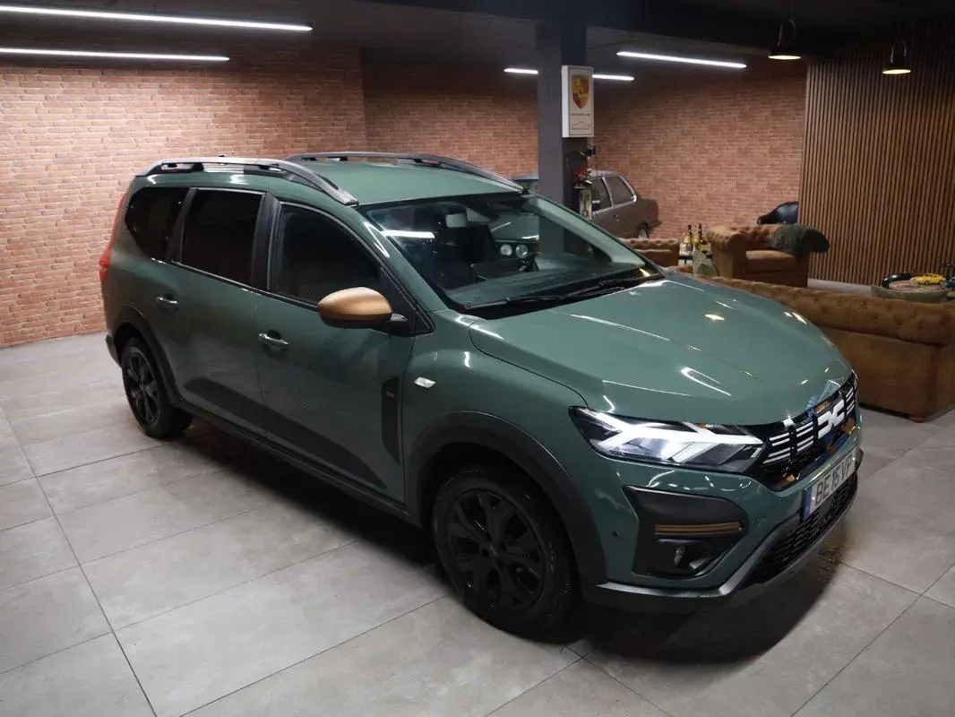 Dacia Jogger 1.0 ECO-G Extreme 7L Bi-Fuel 33
