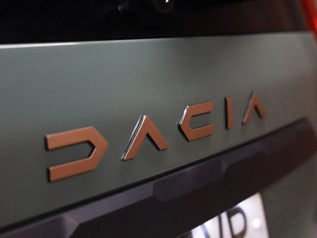 Dacia Jogger 1.0 ECO-G Extreme 7L Bi-Fuel 40