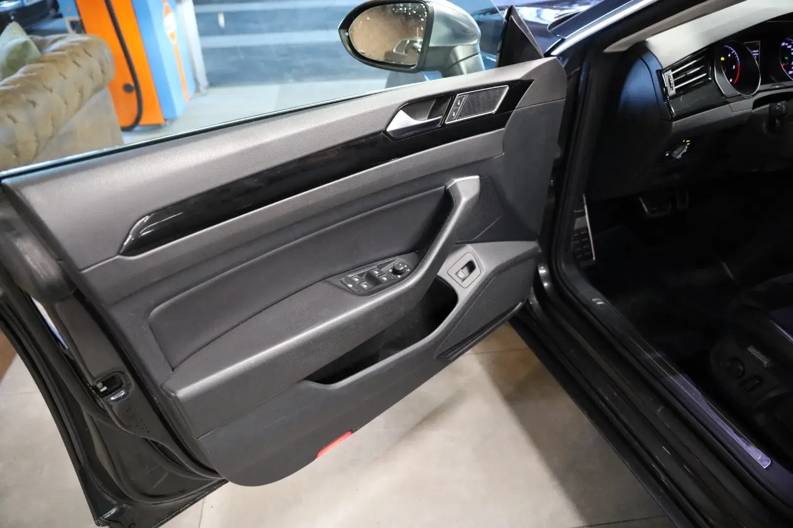 Volkswagen Arteon 2.0 TDI Elegance DSG 18