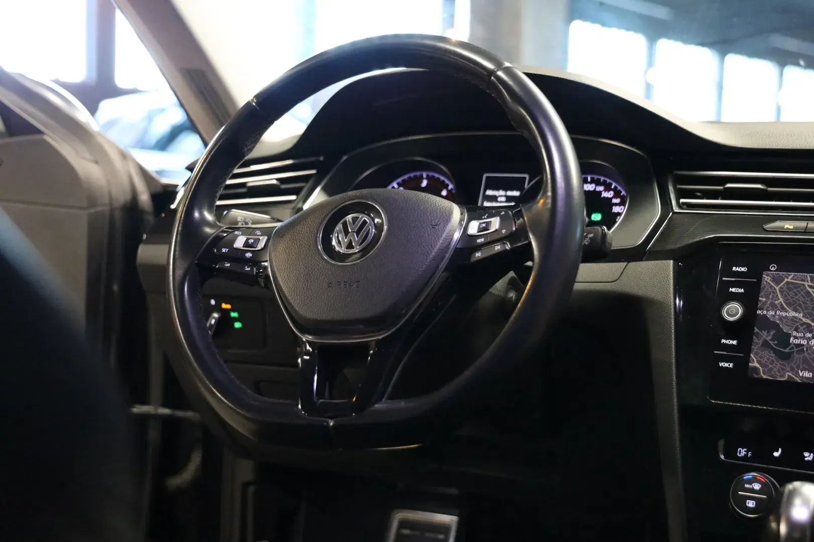 Volkswagen Arteon 2.0 TDI Elegance DSG 34