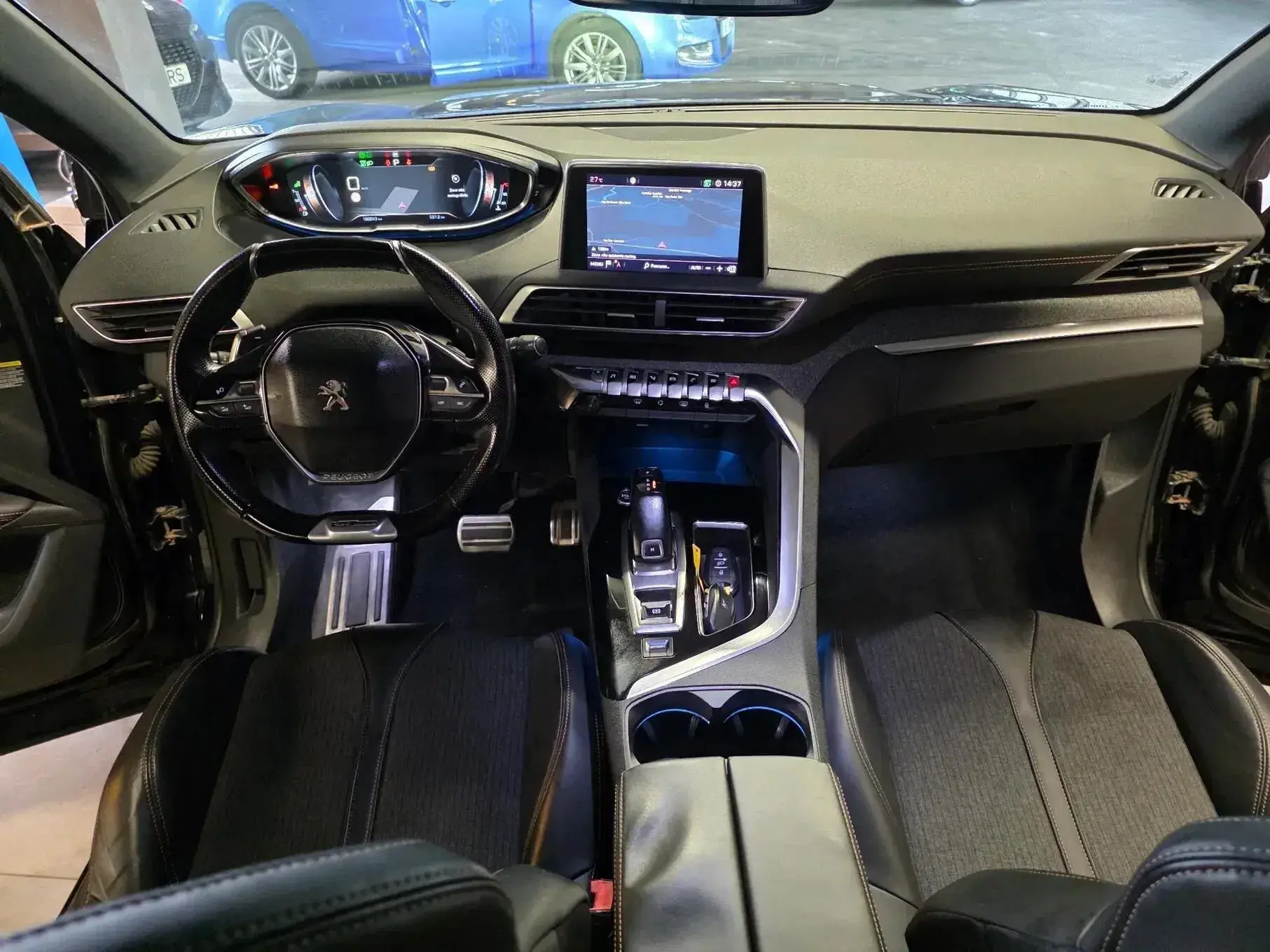 Peugeot 3008 BlueHDi 130 Stop & Start EAT8 GT Pack 29