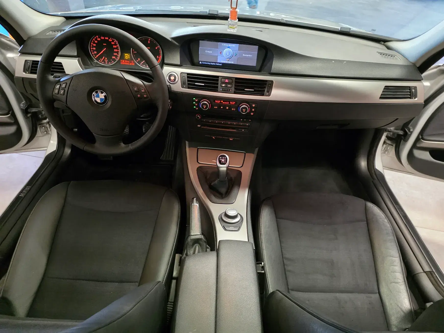 BMW 320 d Navigation 12