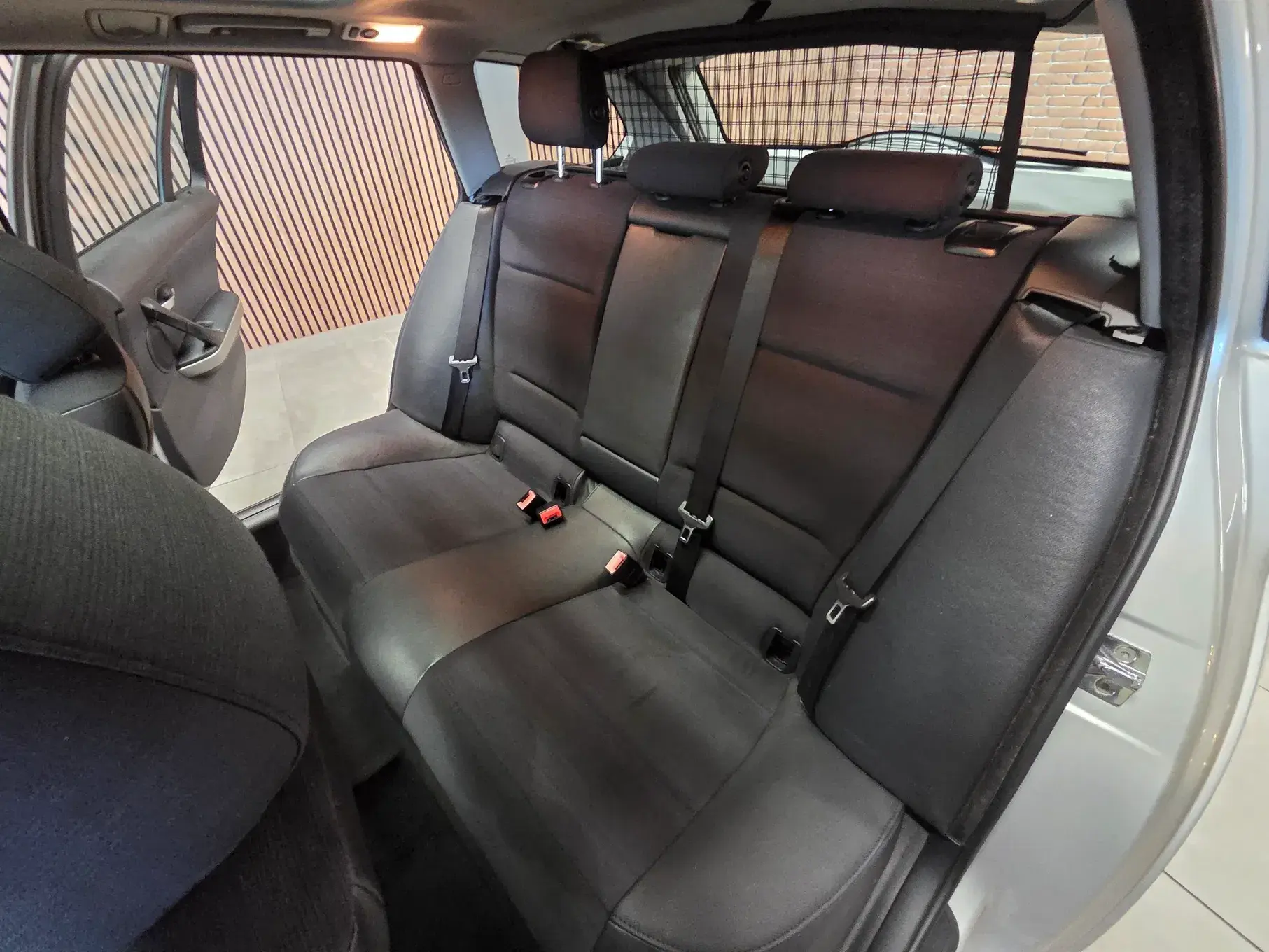 BMW 320 d Navigation 16