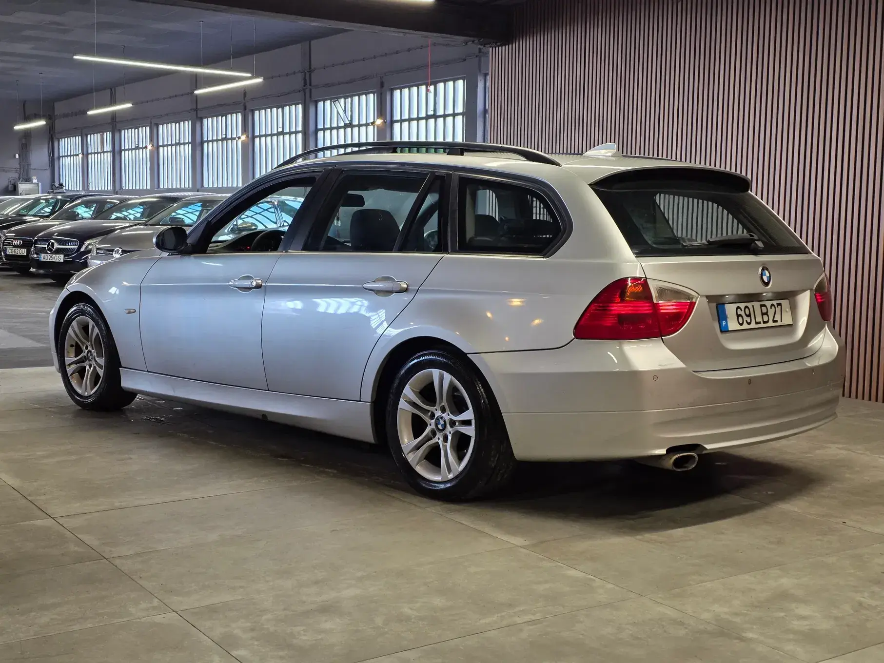 BMW 320 d Navigation 22