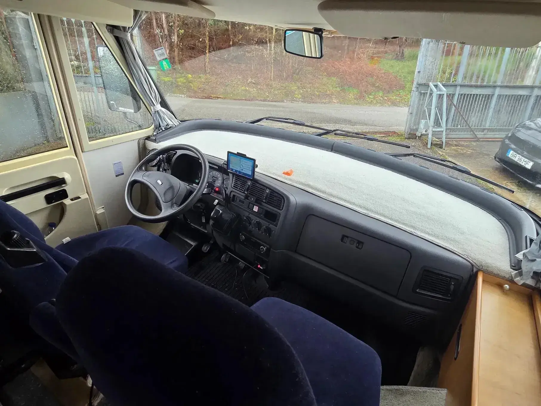 Hymer Classe B Outro 30