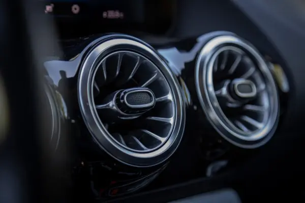 Mercedes-Benz EQA 250 AMG Line 70