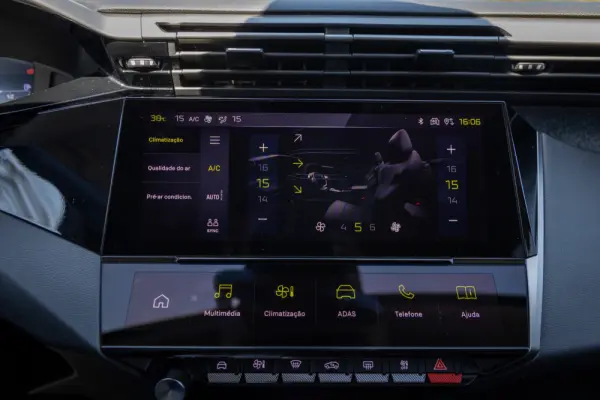 Peugeot 408 1.6 Hybrid Allure Pack e-EAT8 66