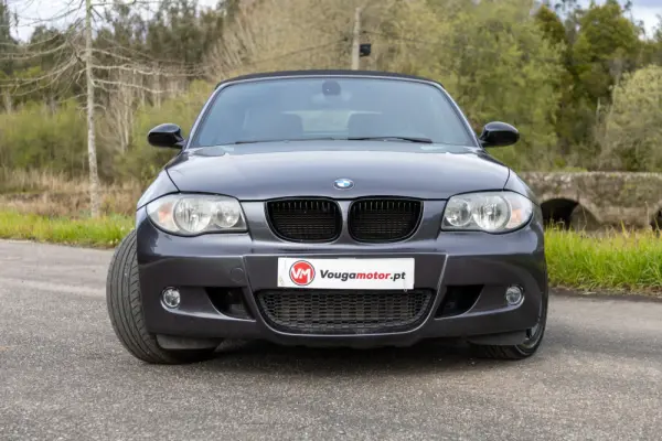 BMW 120 d Cabrio Limited Edition Lifestyle c/ M Sport Pack 2