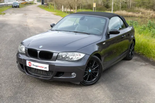 BMW 120 d Cabrio Limited Edition Lifestyle c/ M Sport Pack 15