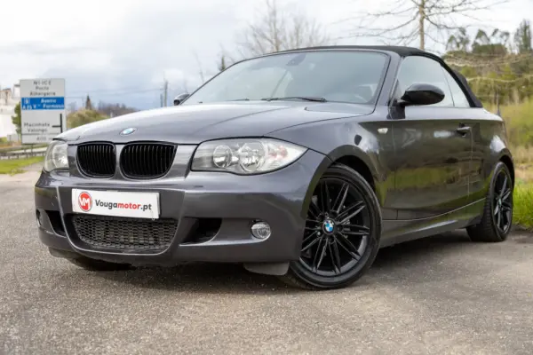 BMW 120 d Cabrio Limited Edition Lifestyle c/ M Sport Pack 26