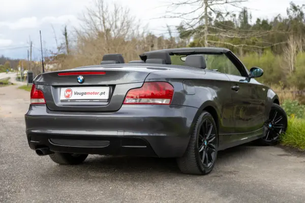 BMW 120 d Cabrio Limited Edition Lifestyle c/ M Sport Pack 47
