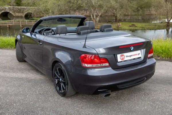 BMW 120 d Cabrio Limited Edition Lifestyle c/ M Sport Pack 50