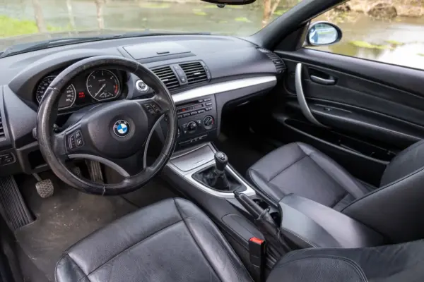 BMW 120 d Cabrio Limited Edition Lifestyle c/ M Sport Pack 58