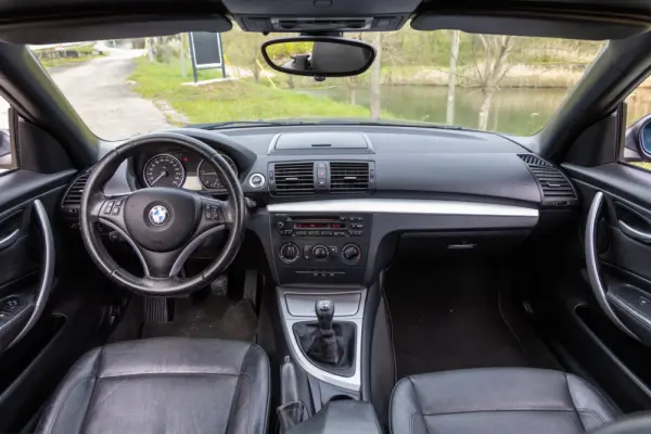 BMW 120 d Cabrio Limited Edition Lifestyle c/ M Sport Pack 74