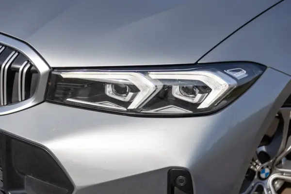 BMW 320 e Touring Pack Desportivo M Auto 14
