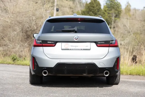 BMW 320 e Touring Pack Desportivo M Auto 32