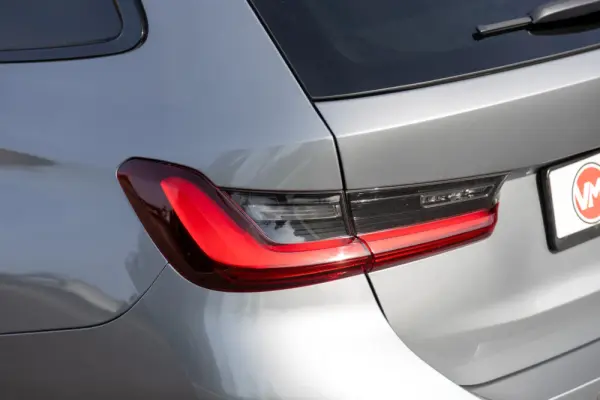 BMW 320 e Touring Pack Desportivo M Auto 48
