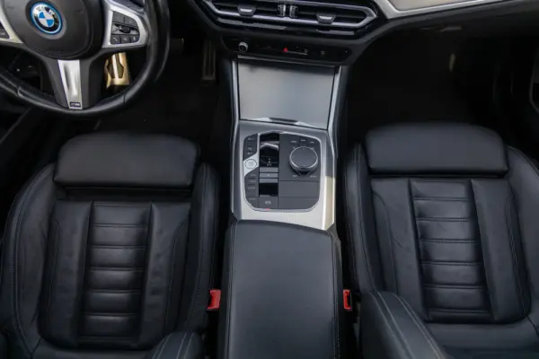 BMW 320 e Touring Pack Desportivo M Auto 50