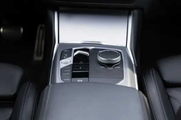 BMW 320 e Touring Pack Desportivo M Auto 52