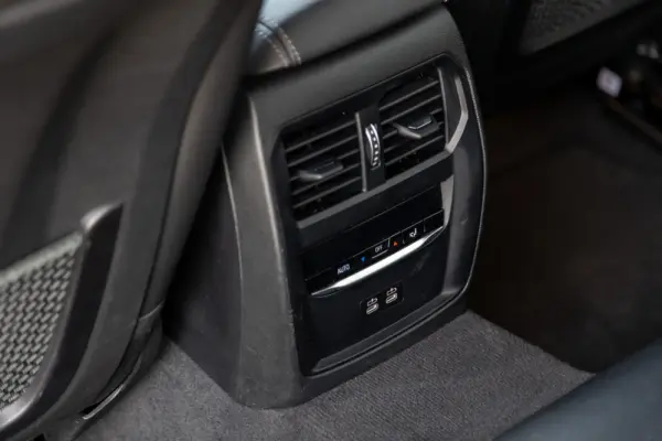 BMW 320 e Touring Pack Desportivo M Auto 53