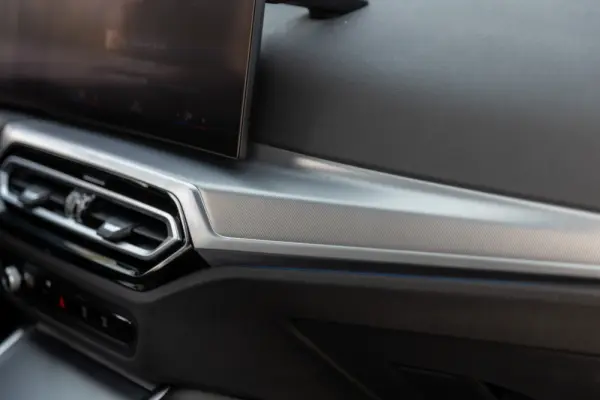 BMW 320 e Touring Pack Desportivo M Auto 54