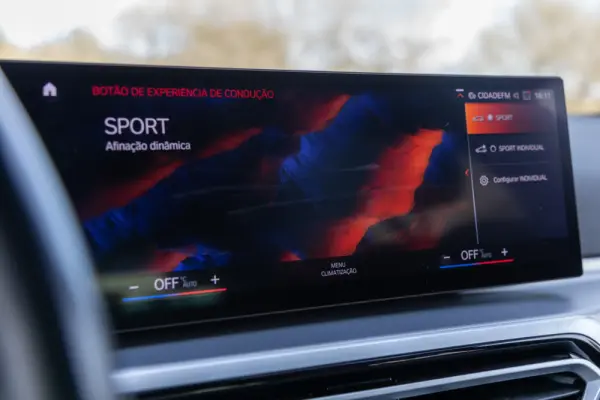 BMW 320 e Touring Pack Desportivo M Auto 58