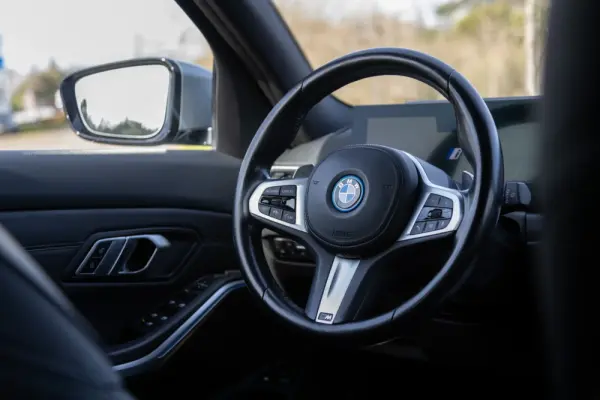 BMW 320 e Touring Pack Desportivo M Auto 59