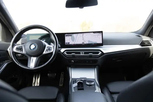 BMW 320 e Touring Pack Desportivo M Auto 62