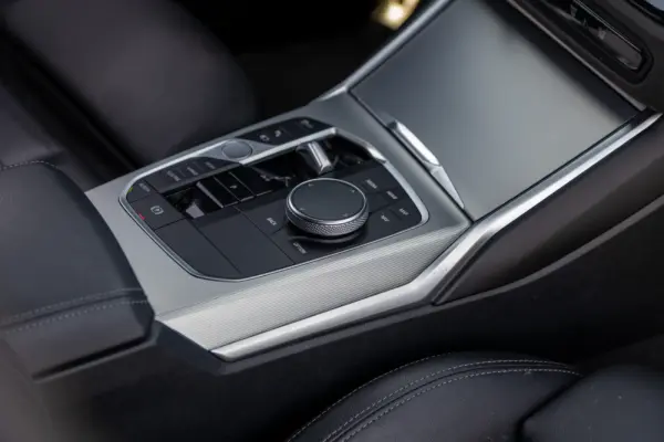 BMW 320 e Touring Pack Desportivo M Auto 80