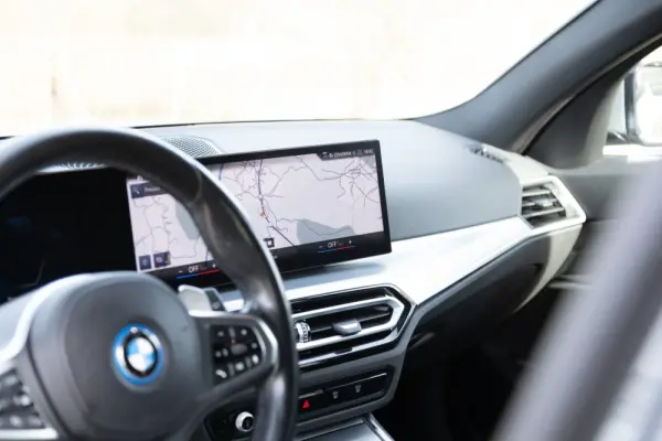 BMW 320 e Touring Pack Desportivo M Auto 84