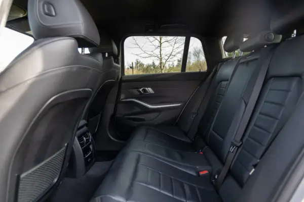 BMW 320 e Touring Pack Desportivo M Auto 92