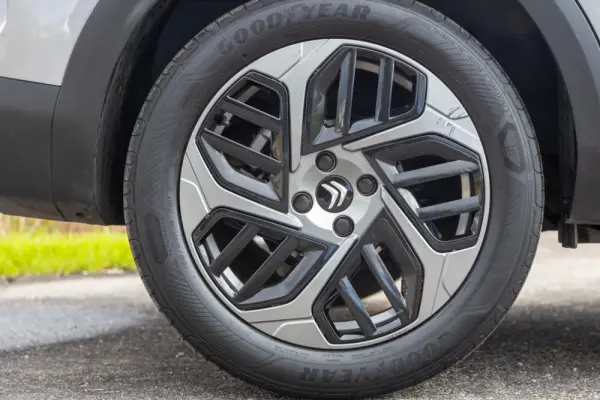 Citroen C4 1.5 BlueHDi Plus EAT8 9