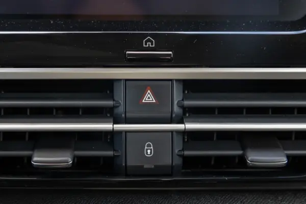 Citroen C4 1.5 BlueHDi Plus EAT8 30