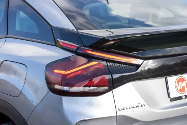 Citroen C4 1.5 BlueHDi Plus EAT8 37