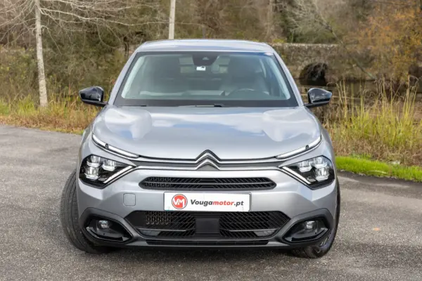 Citroen C4 1.5 BlueHDi Plus EAT8 52