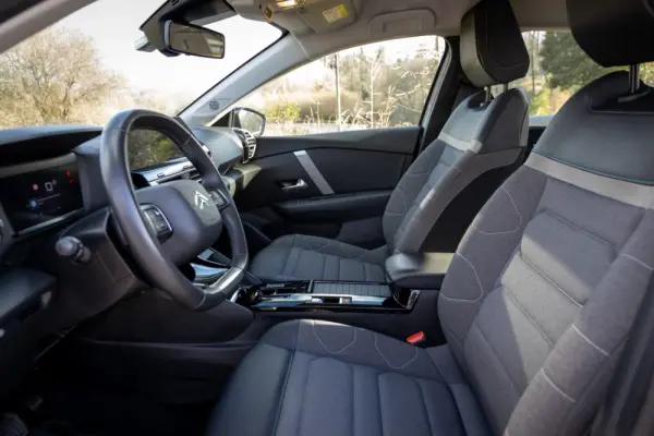 Citroen C4 1.5 BlueHDi Plus EAT8 70
